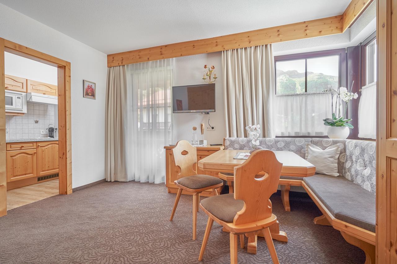 Hotel Felsenstueberl Sölden Buitenkant foto